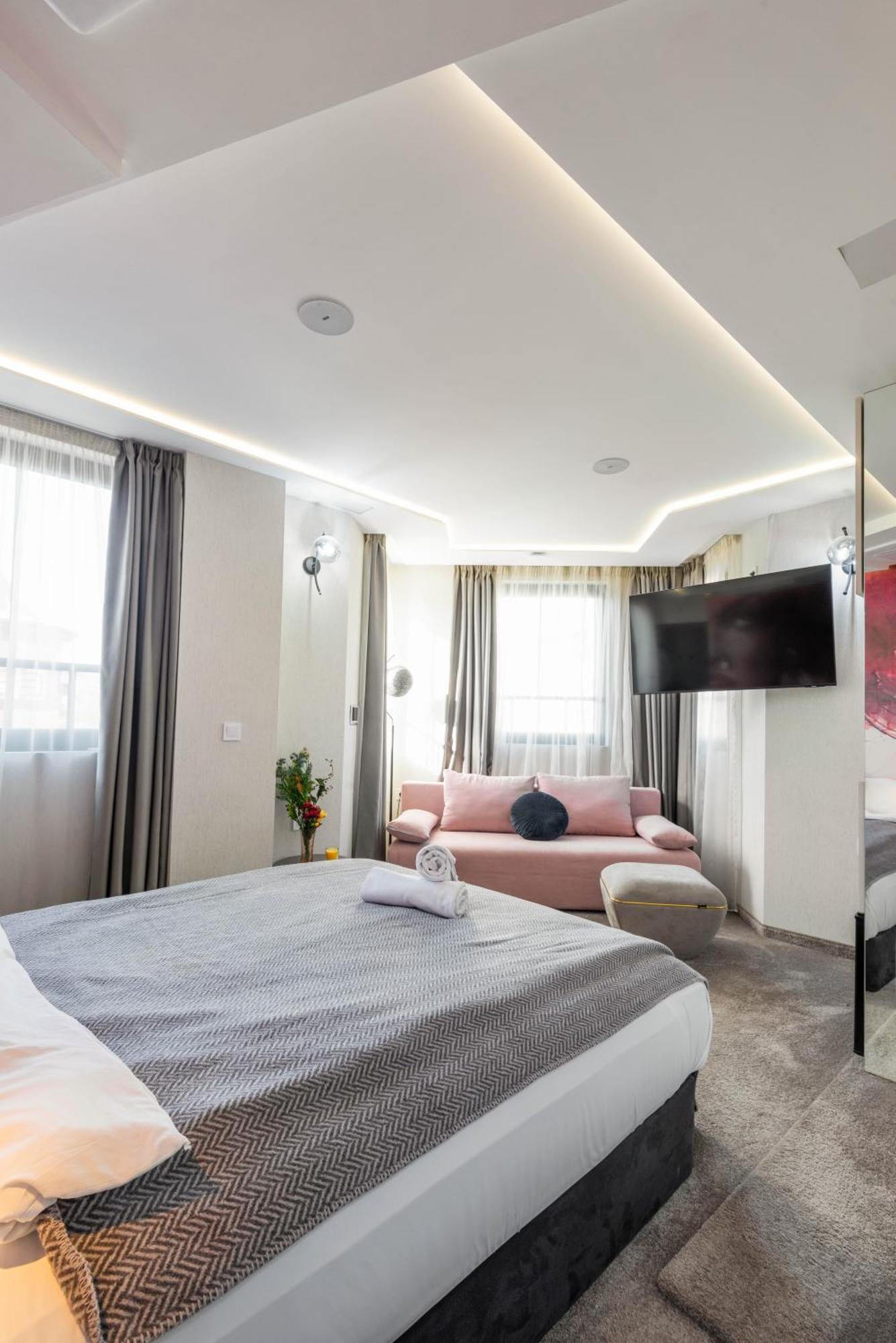Aurora Hills Hotel Plovdiv Eksteriør bilde